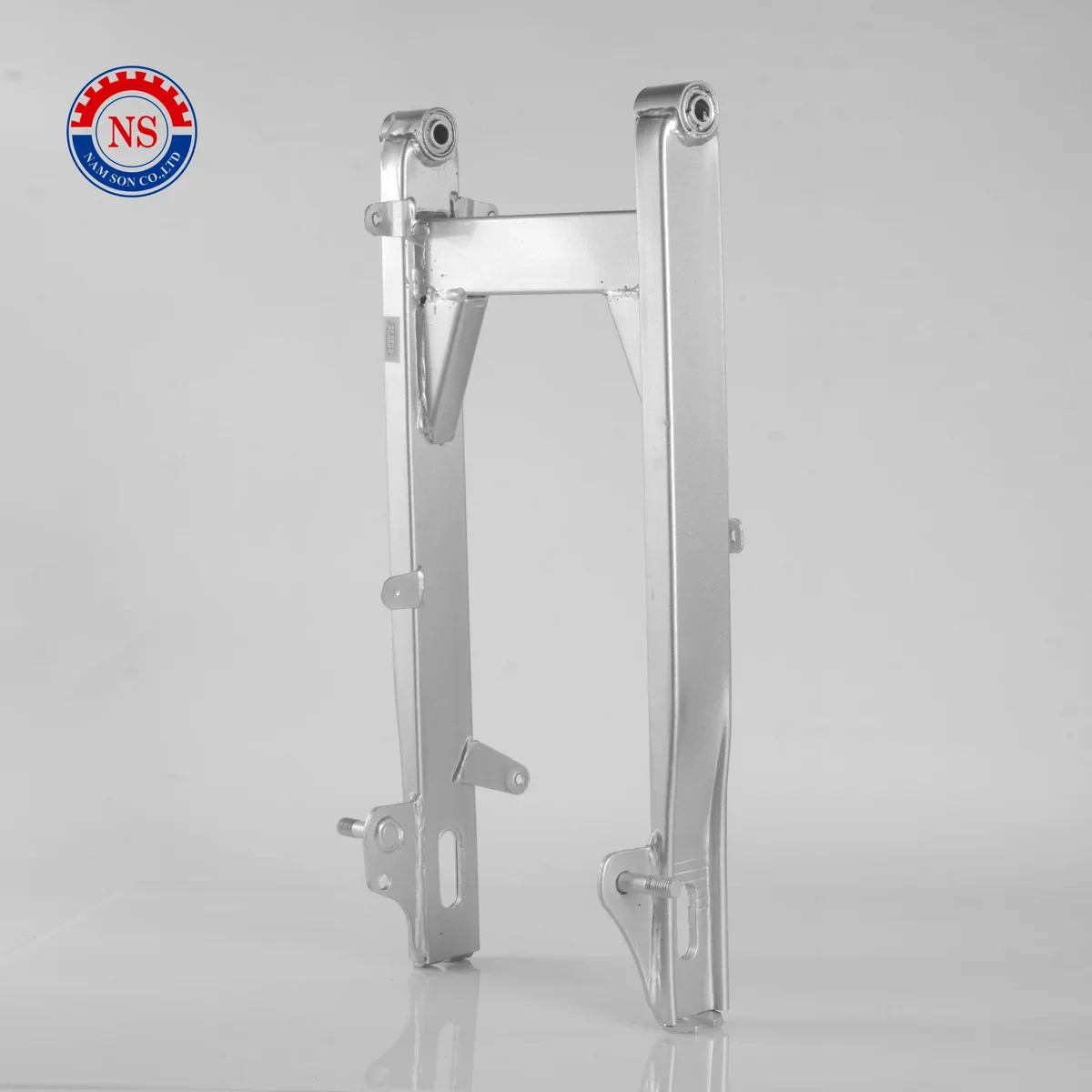 Càng W — góc chụp 1