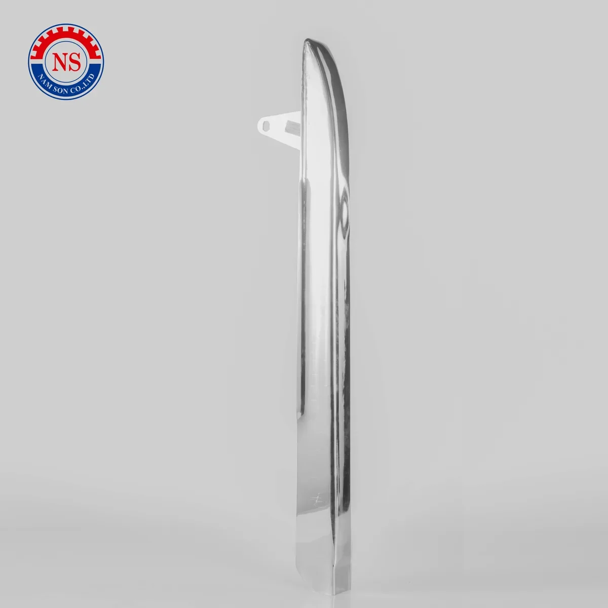 Chắn xích — góc chụp 1
